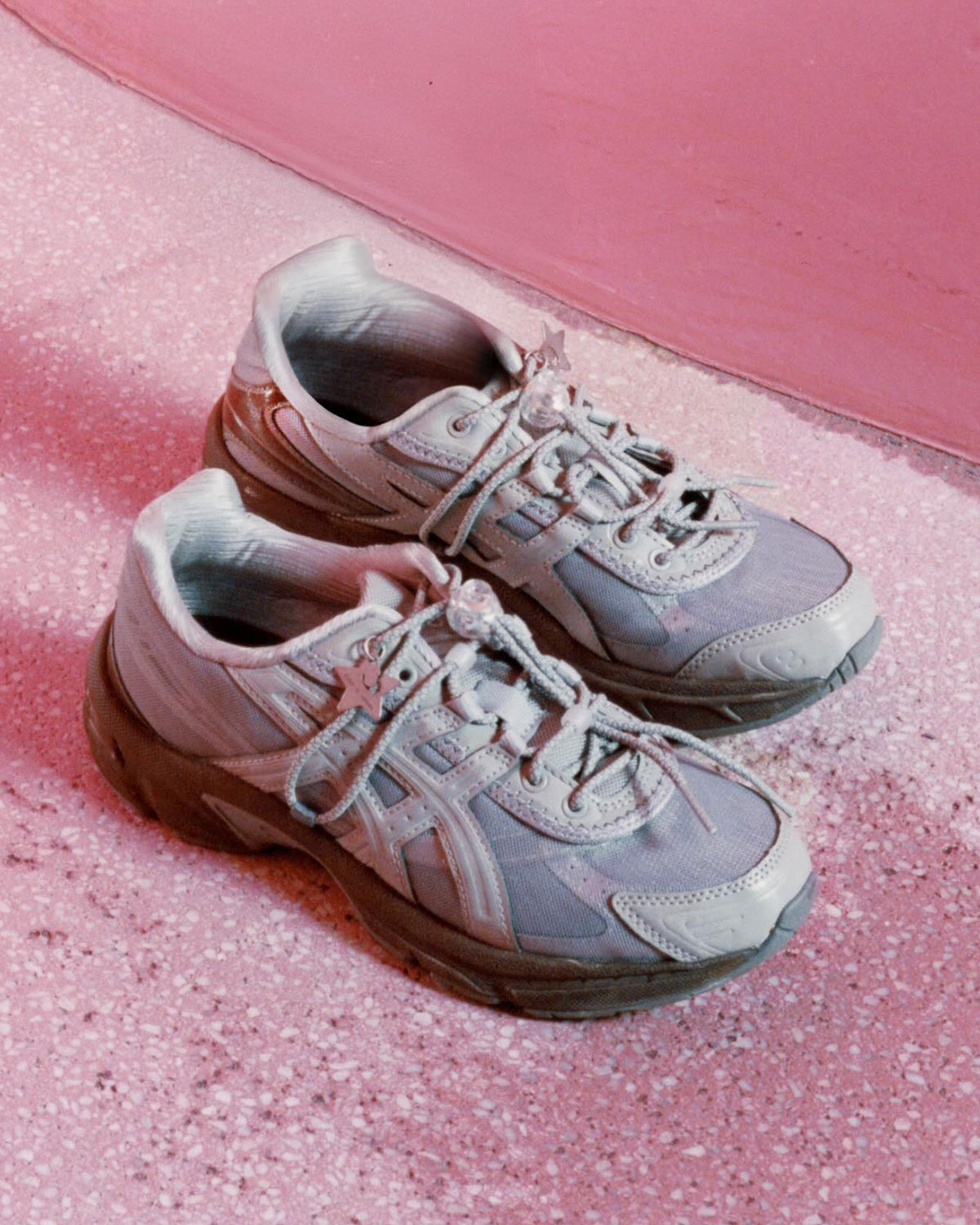 atmos, ASICS GEL-1130 RE에 OJOS 참여