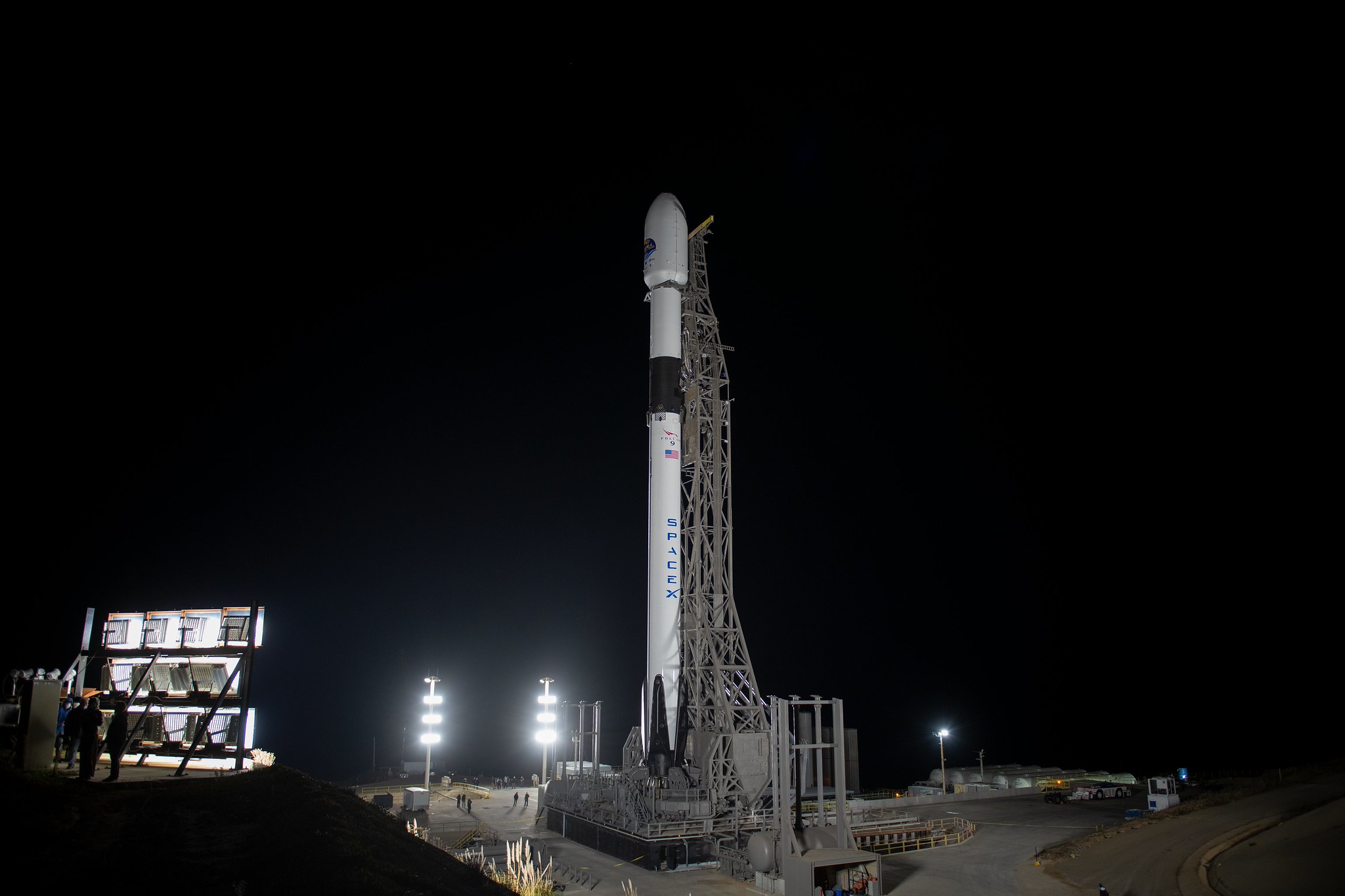 Sentinel-6B 해양 감시 위성, Falcon 9에 탑재되어 발사