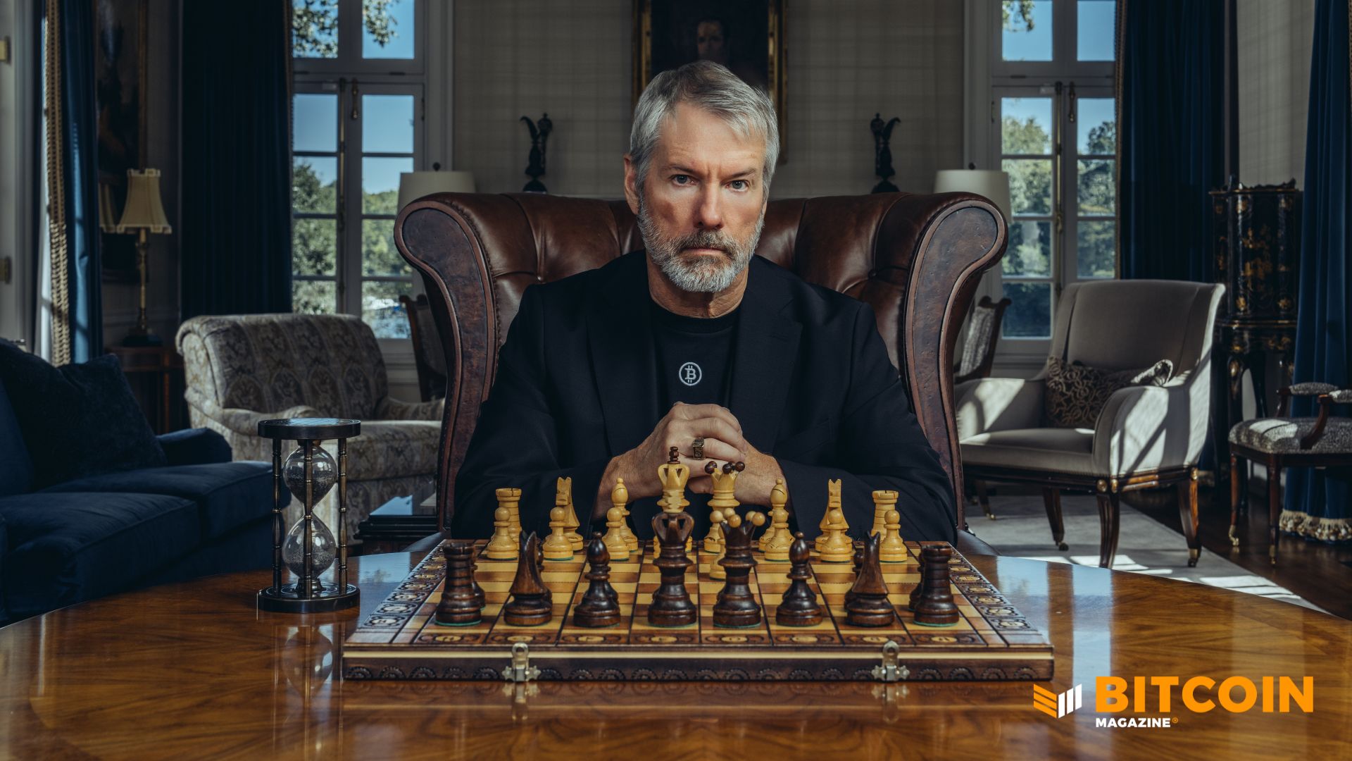 전략(MSTR)이 7월 이후 최대 구매량으로 8,178 BTC를 추가함에 따라 비트코인 ​​가격은 93,000달러 근처에서 거래됨