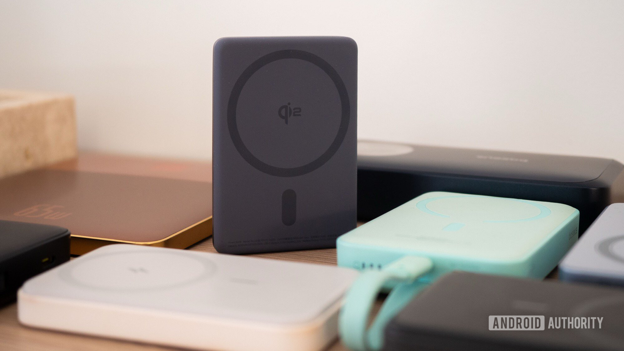 내 Pixel 10용 Qi2 보조 배터리를 여러 개 테스트한 결과 갖고 싶은 제품은 단 하나뿐입니다