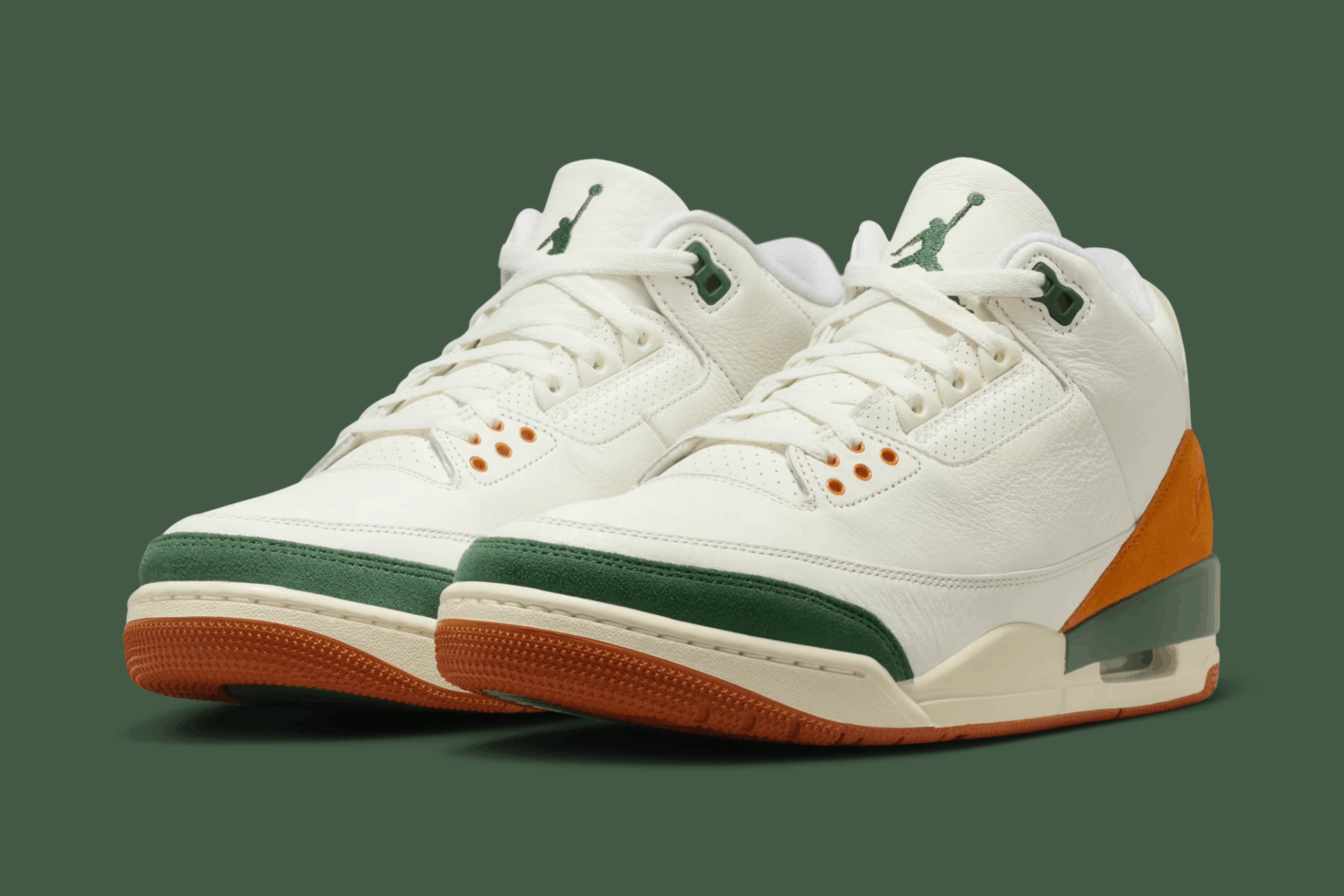 SoleFly x Air Jordan 3 "우리 노동의 결실"