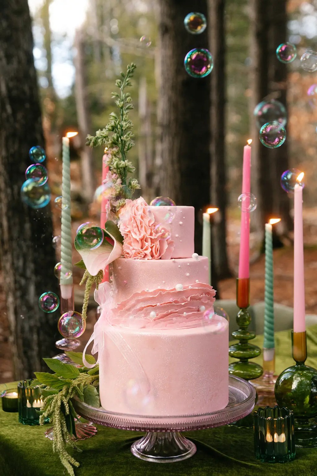 Wicked: For Good – 실제로 만들 수 있는 마법의 케이크 + 칵테일(극장에 가기 전)