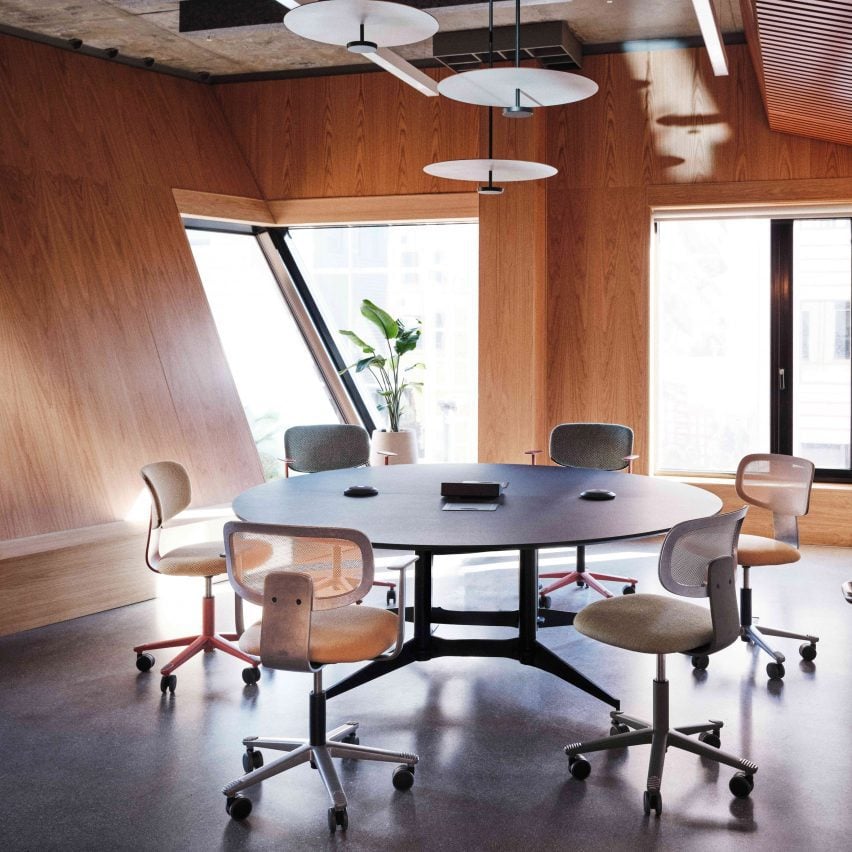 집중력 향상을 위한 홈 오피스 및 직장용 제품 12개