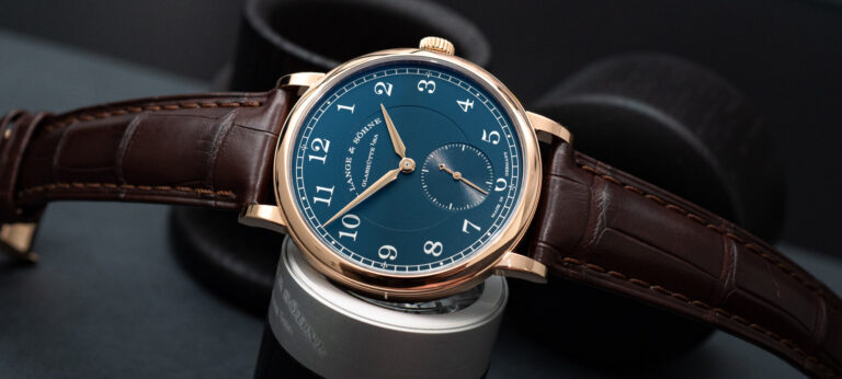 잠깐 기다려요! 드레스 시계 디자인에 감탄하다