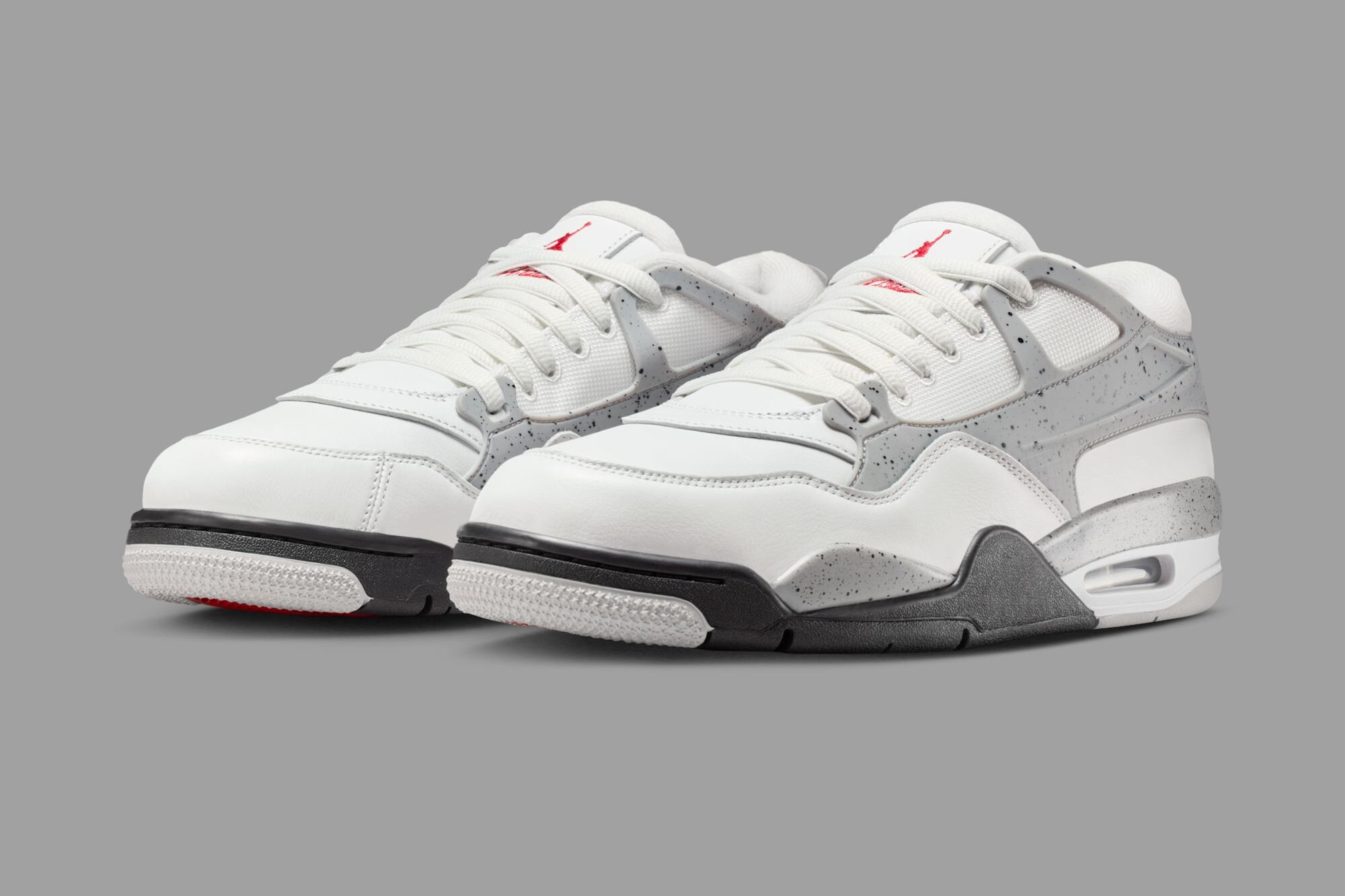 에어 조던 4 RM "화이트 시멘트"