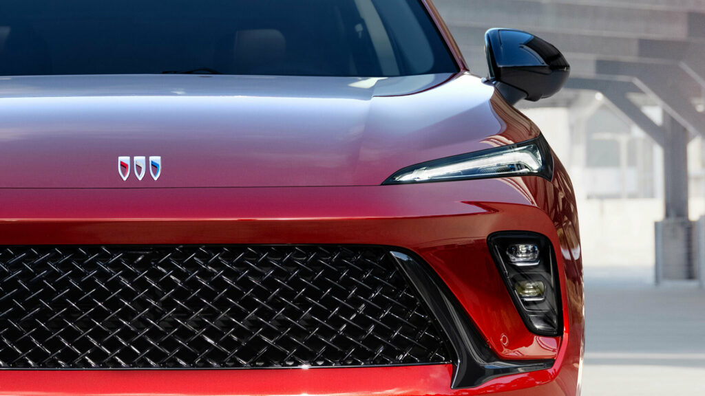 뷰익의 중국산 구상, 대규모 가격 인상으로 트럼프의 관세에서 살아남다