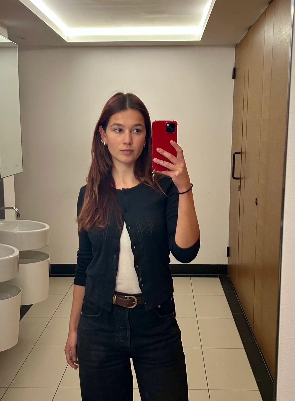 10년 만의 단발 도전! 영국 뷰티 에디터의 트라우마 극복기