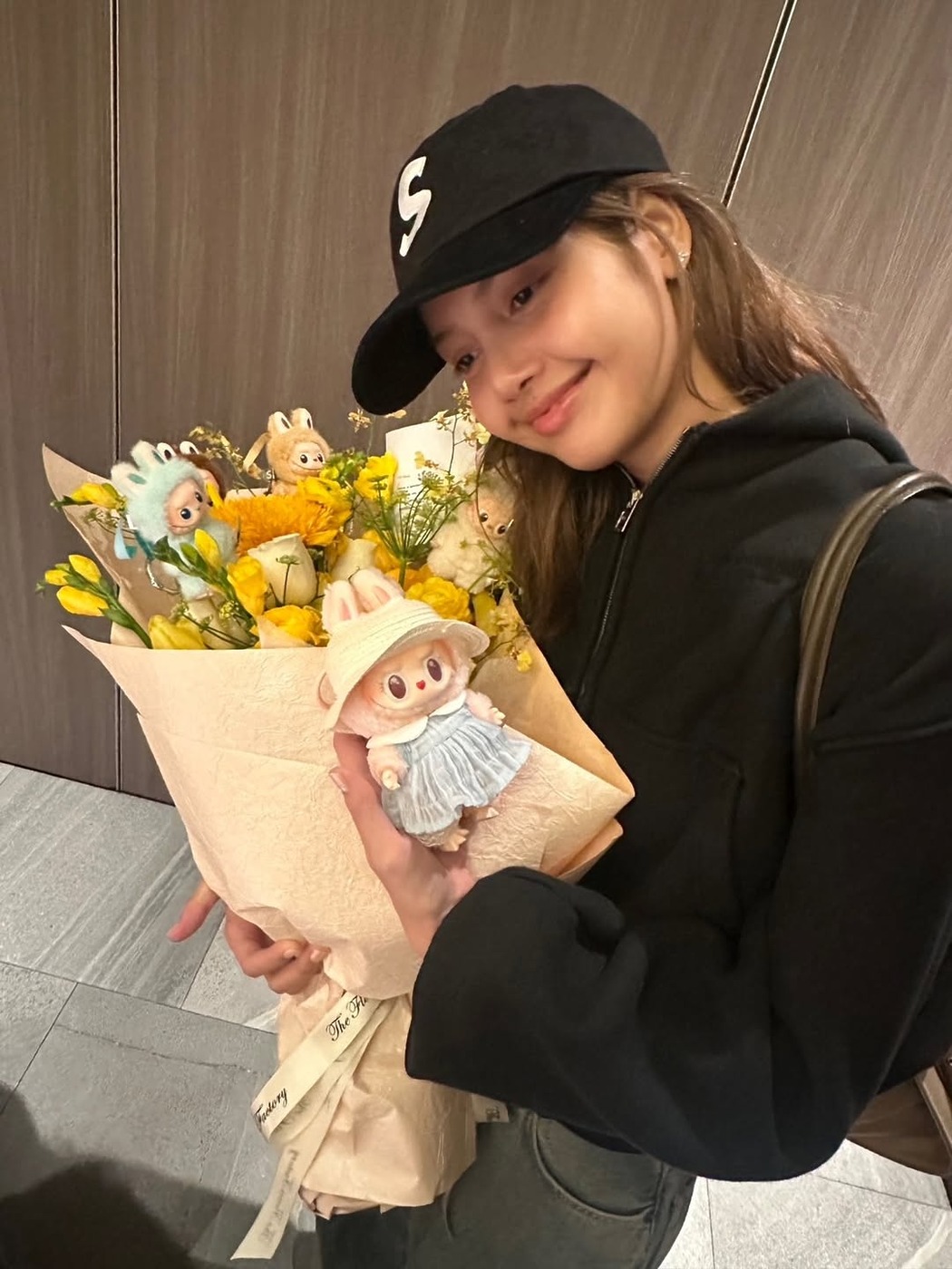 ‘보그’ 12월호 커버 스타들이 청바지 입는 법! #패션인스타그램