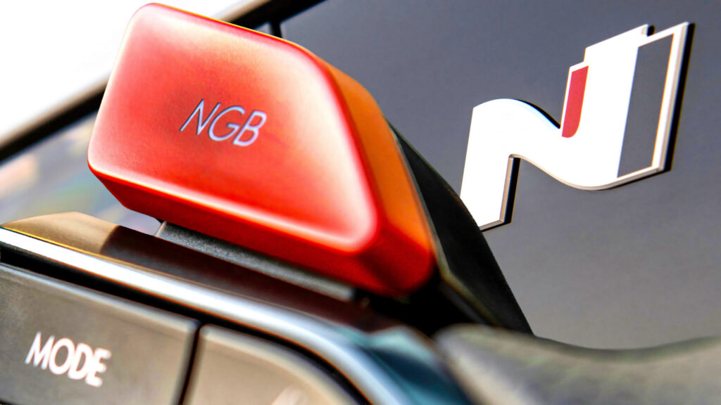 포르쉐 임원, 현대차 ​​아이오닉 5 N 시승 후 “이것이 길이다”