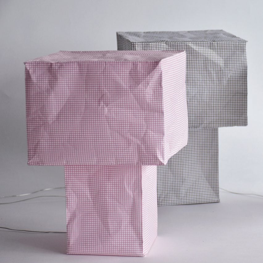 Kazuhiro Yamanaka는 봉투에 딱 맞는 평면 포장 종이 램프를 디자인합니다