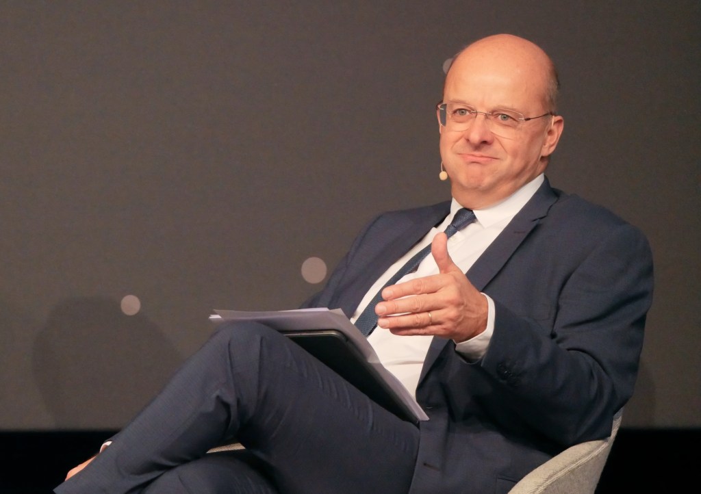 유럽 의회 의원은 그곳에서 EU 우주법에 대한 지지를 확인했습니다