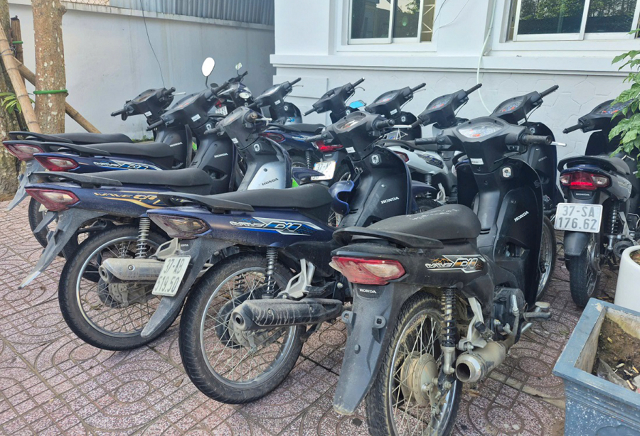 베트남 갱단, 5초 만에 오토바이 훔쳐