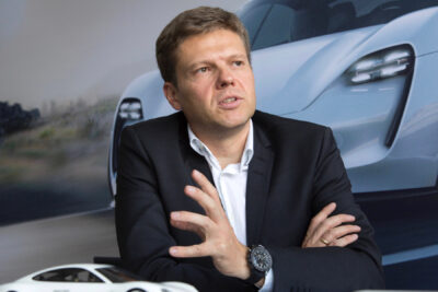 VW 수석 전략가 Weckbach가 회사를 떠날 예정