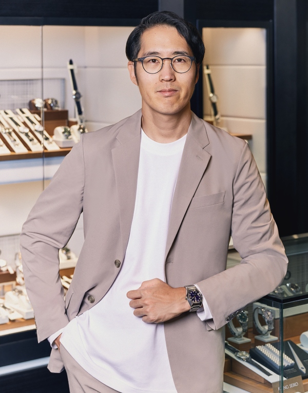 마츠모토 타쿠야가 70년대 킹 세이코 클래식을 부활시켰습니다