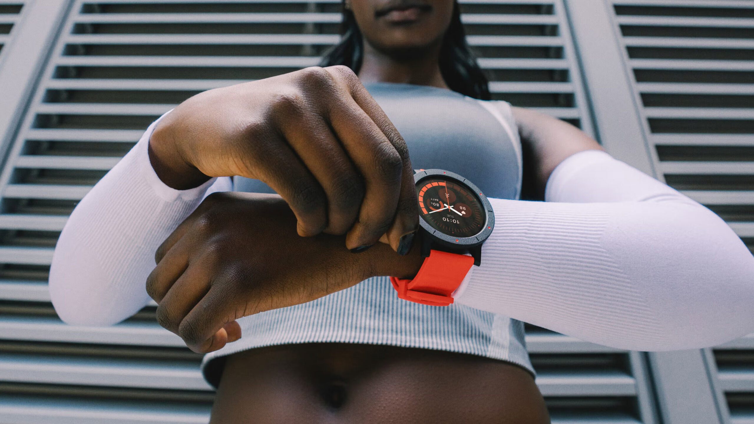 블랙 프라이데이 특가: CMF Watch 3 Pro를 이제 79달러에 구매 가능