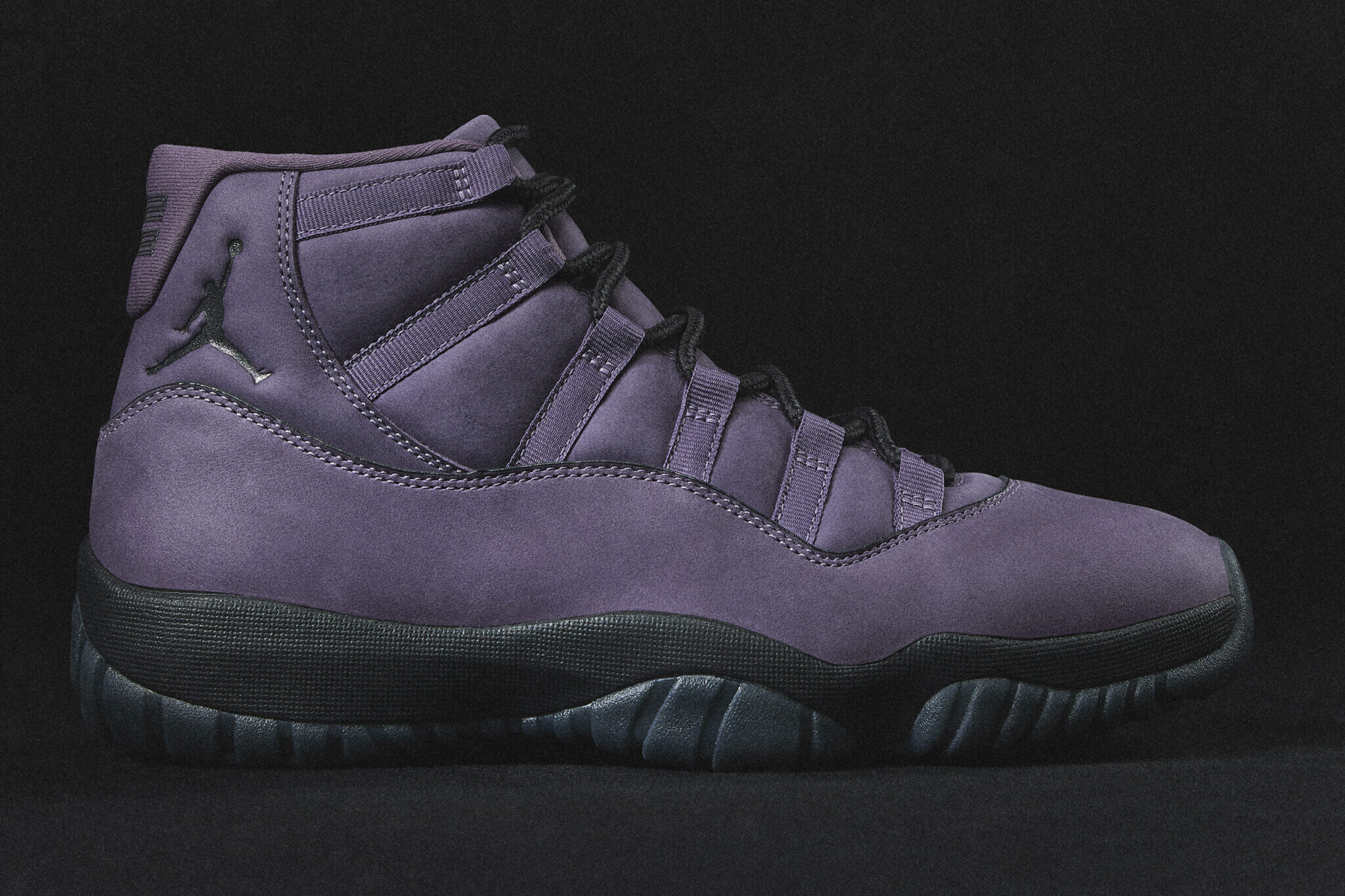 사막에서 영감을 받은 색상의 에어 조던 11 "모하비"를 신고 돋보이세요