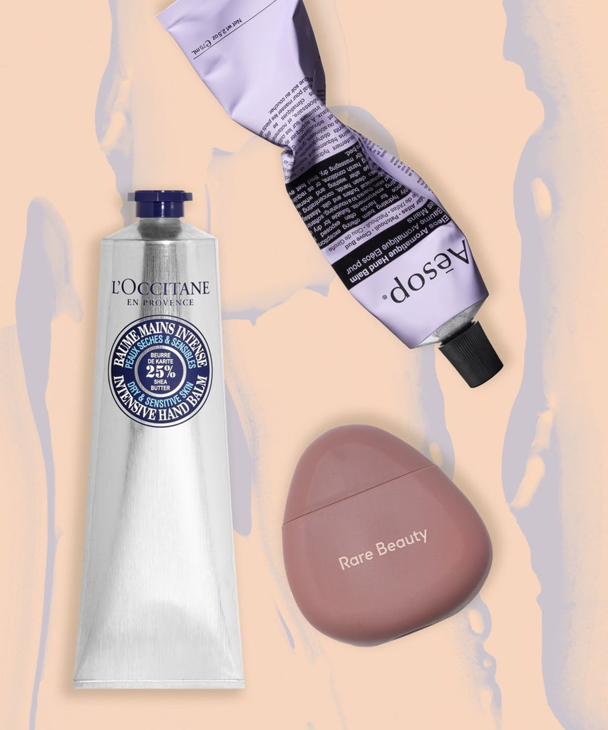 나는 173달러 상당의 핸드 크림을 사용해 보았지만 단 하나만으로 내 건성 피부가 완전히 사라졌습니다