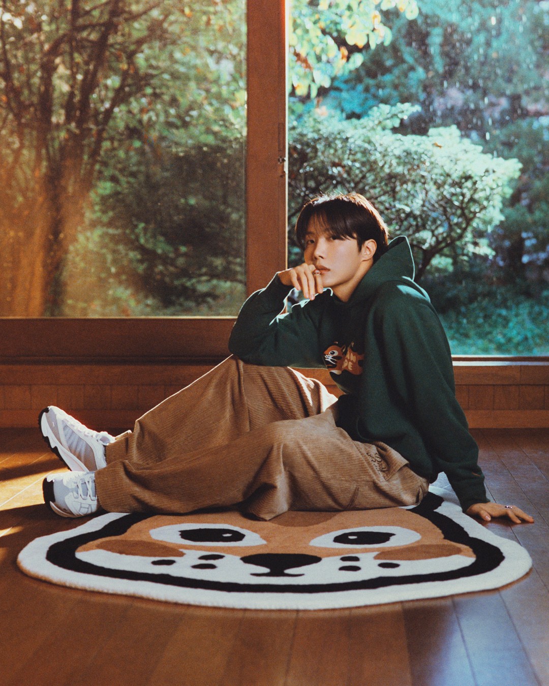 하나 사면, 겨우내 입을 수 있다! 질리지 않는 후디 추천 5