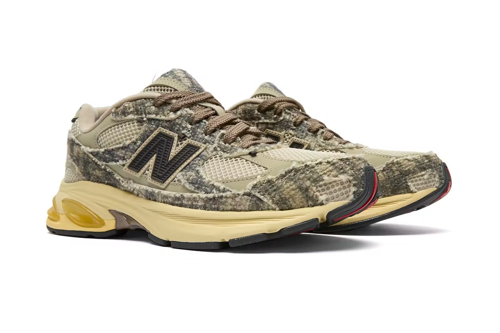 조 프레시굿즈 x 뉴발란스 2010 "백 레이디"