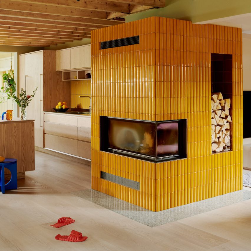 벽난로가 있는 8개의 생활 공간