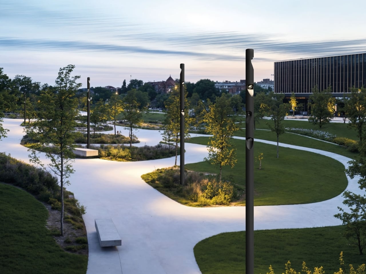 모든 것을 지배하는 단 하나의 극: 가로등의 스위스 군용칼