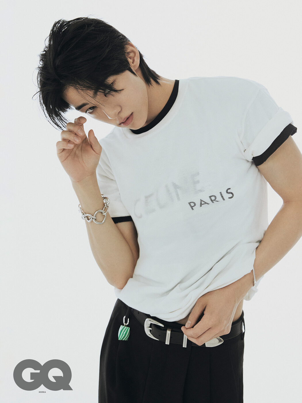 투어스(TWS) 도훈 “무대에서 더 빛나는 모습을 보여주고 싶어요”