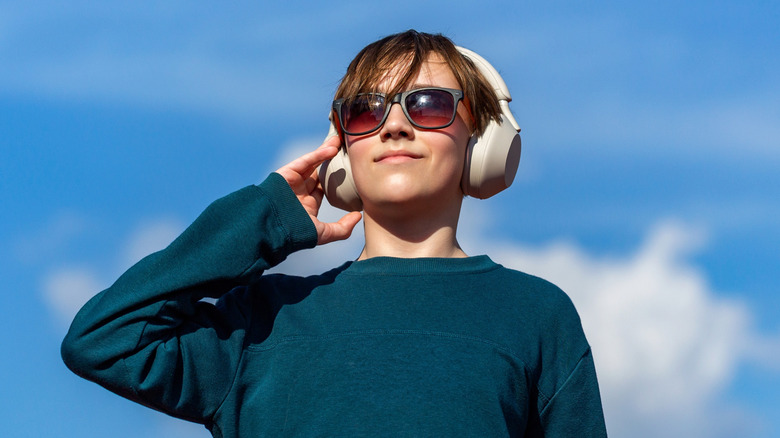 소비자 보고서에 따르면 오디오 애호가를 위한 최고의 헤드폰 13개