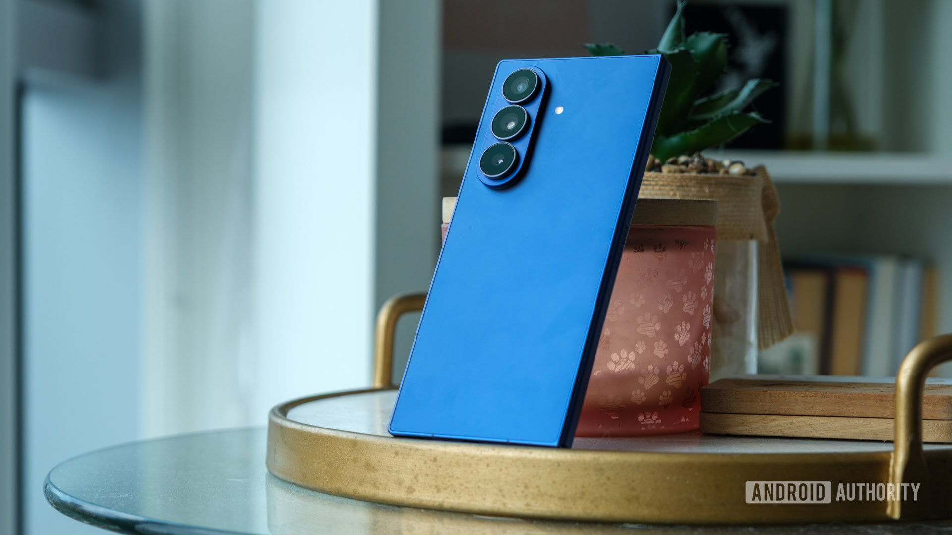 아마존이 갤럭시 Z 폴드 7의 삼성 블랙 프라이데이 가격을 인하했습니다