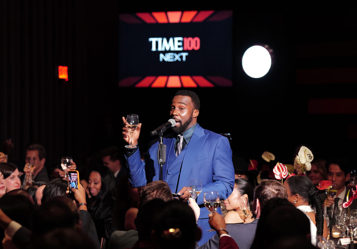 중요한 자리에 참석할 때 차고 싶은 덴마크의 ‘이 시계’