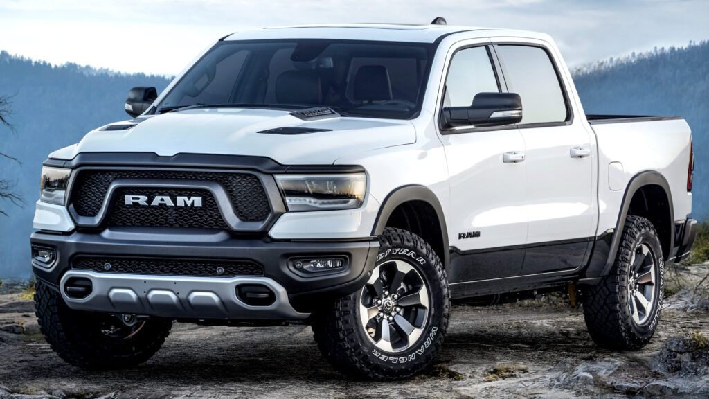 CarFax는 9,672달러의 촉매 변환기 도난은 피해가 아니라고 말한 후 질문에 직면