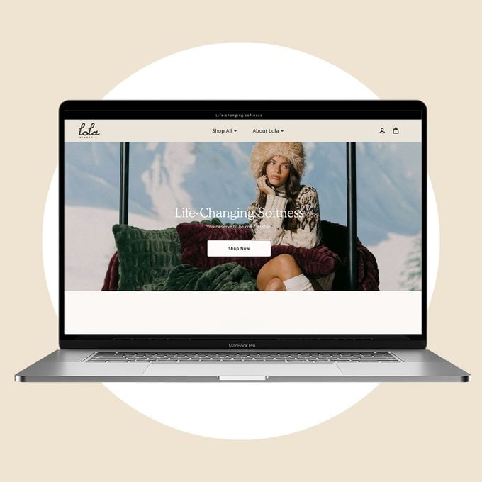 롤라 담요를 보고 계시나요? 이번 블랙 프라이데이 세일이 구매하기 가장 좋은 시기입니다