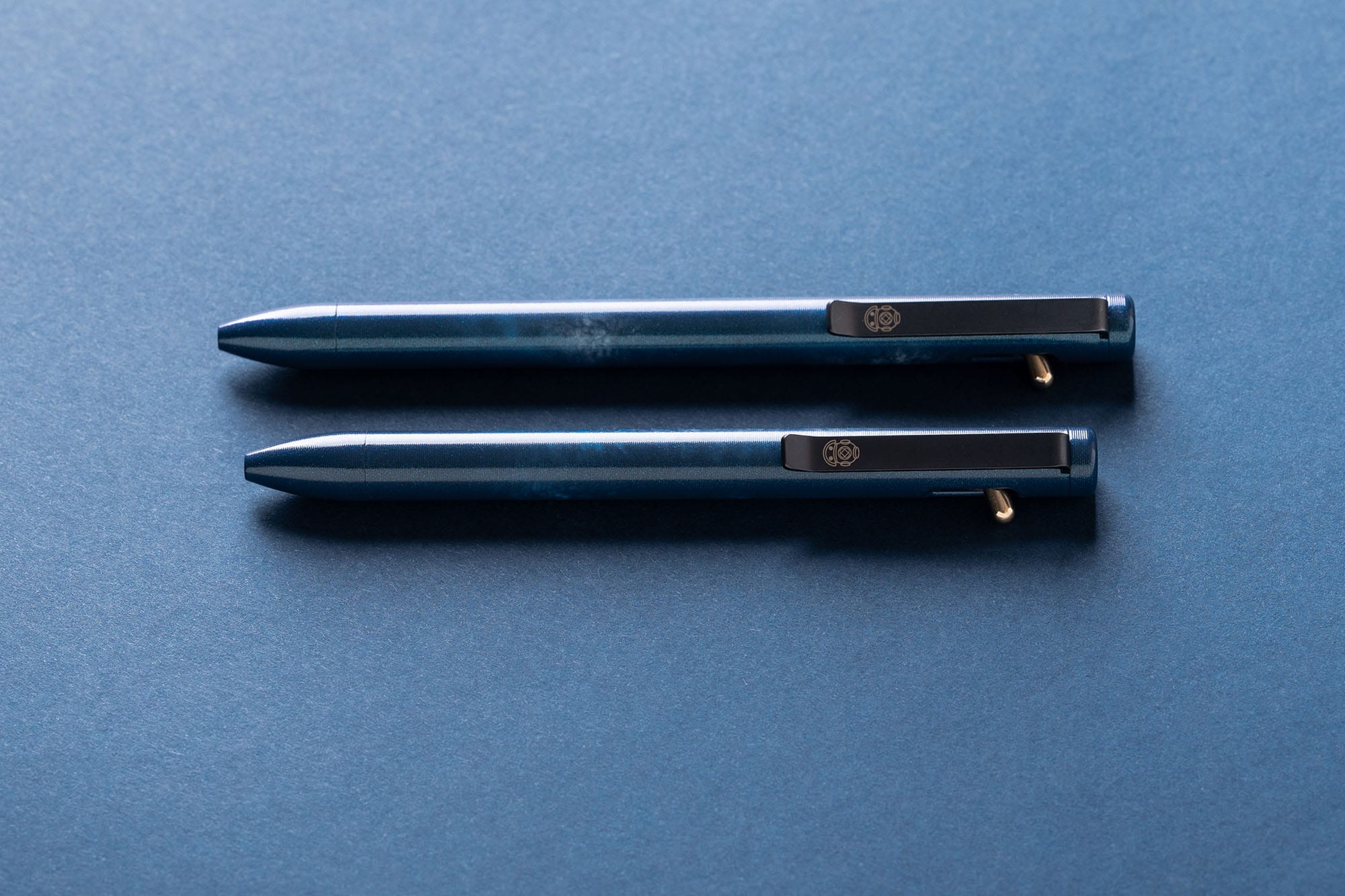 시계, 이야기, 장비: 시즌별 출시, 브루클린의 롤렉스, 그리고 라이카 SL3 Reporter