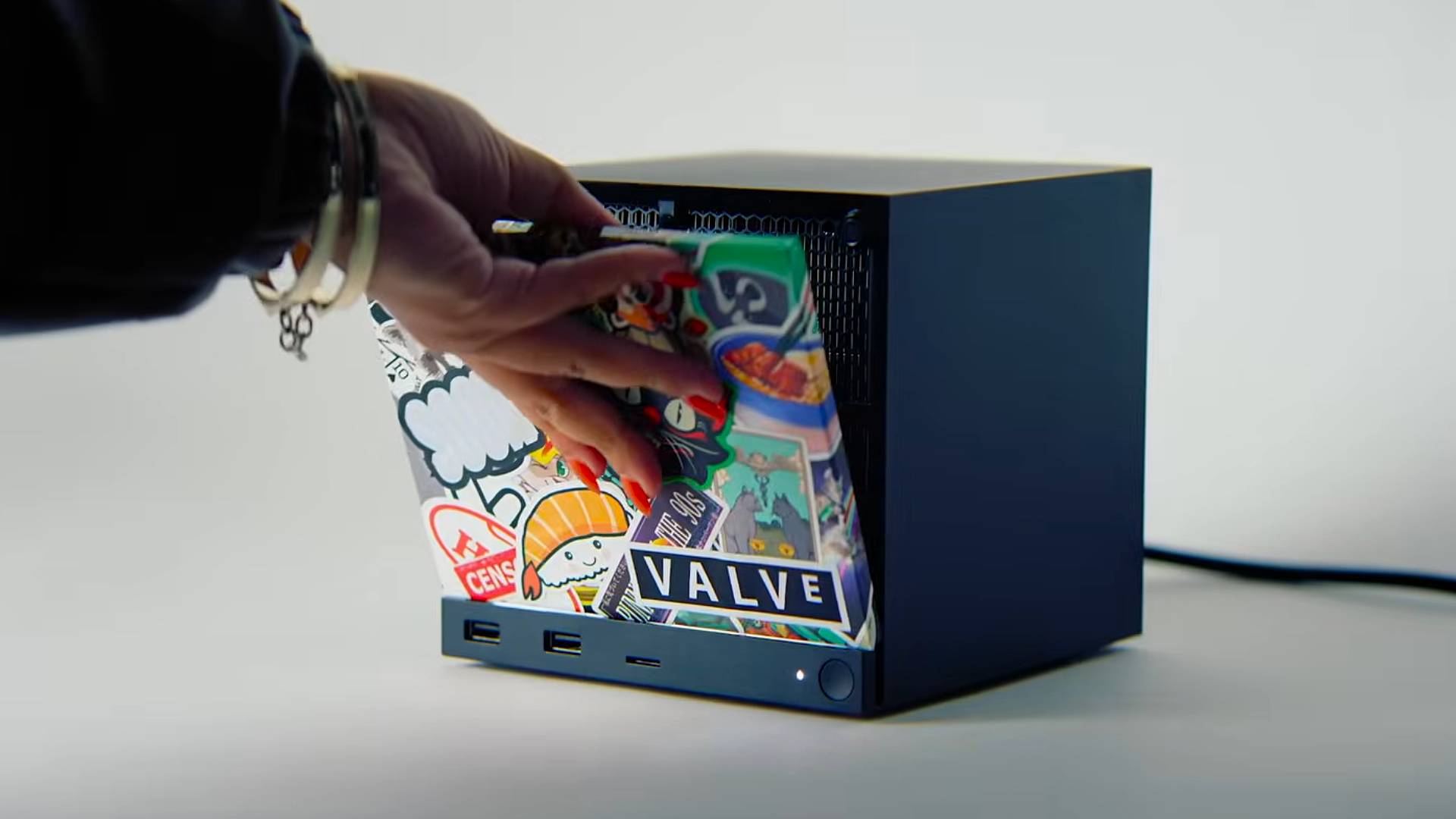 Valve는 "Steam Machine은 사람들이 집에 있는 것의 70% 이상입니다"라고 말하지만 저는