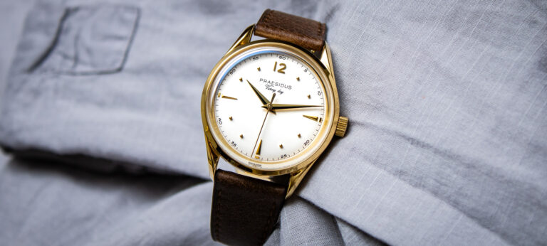 Praesidus 승전 기념일 리뷰: 복장용 시계가 군사 역사를 기념할 수 있을까요?