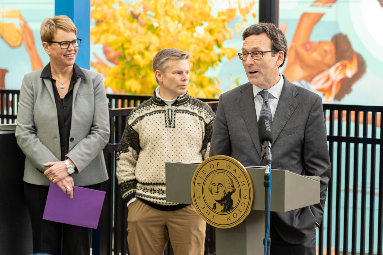 스티브 발머(Steve Ballmer)의 자선 활동은 워싱턴 주 조기 교육에 약 10억 달러를 기부하겠다고 약속했습니다