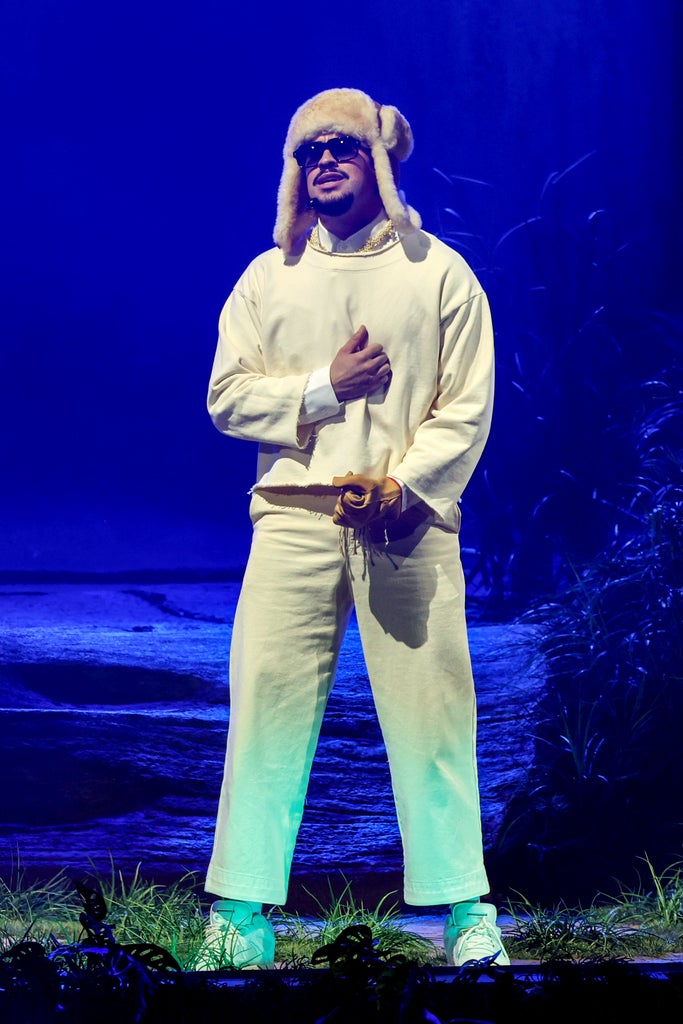 도미니카인과 푸에르토리코인 간의 쇠고기는 실제가 아닙니다. Bad Bunny의 DR DtMF 콘서트가 그 증거입니다