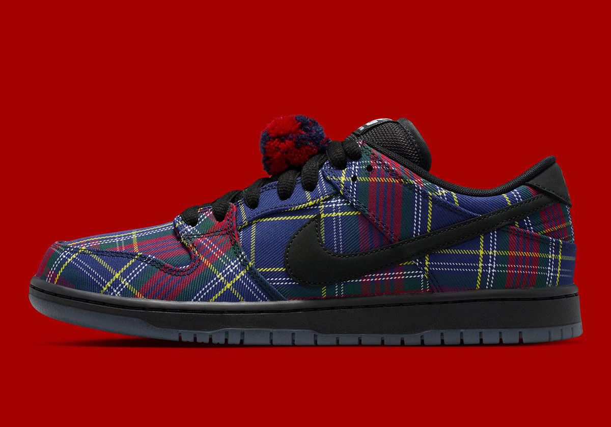 Nardwaur x Nike SB Dunk Low의 공식 이미지