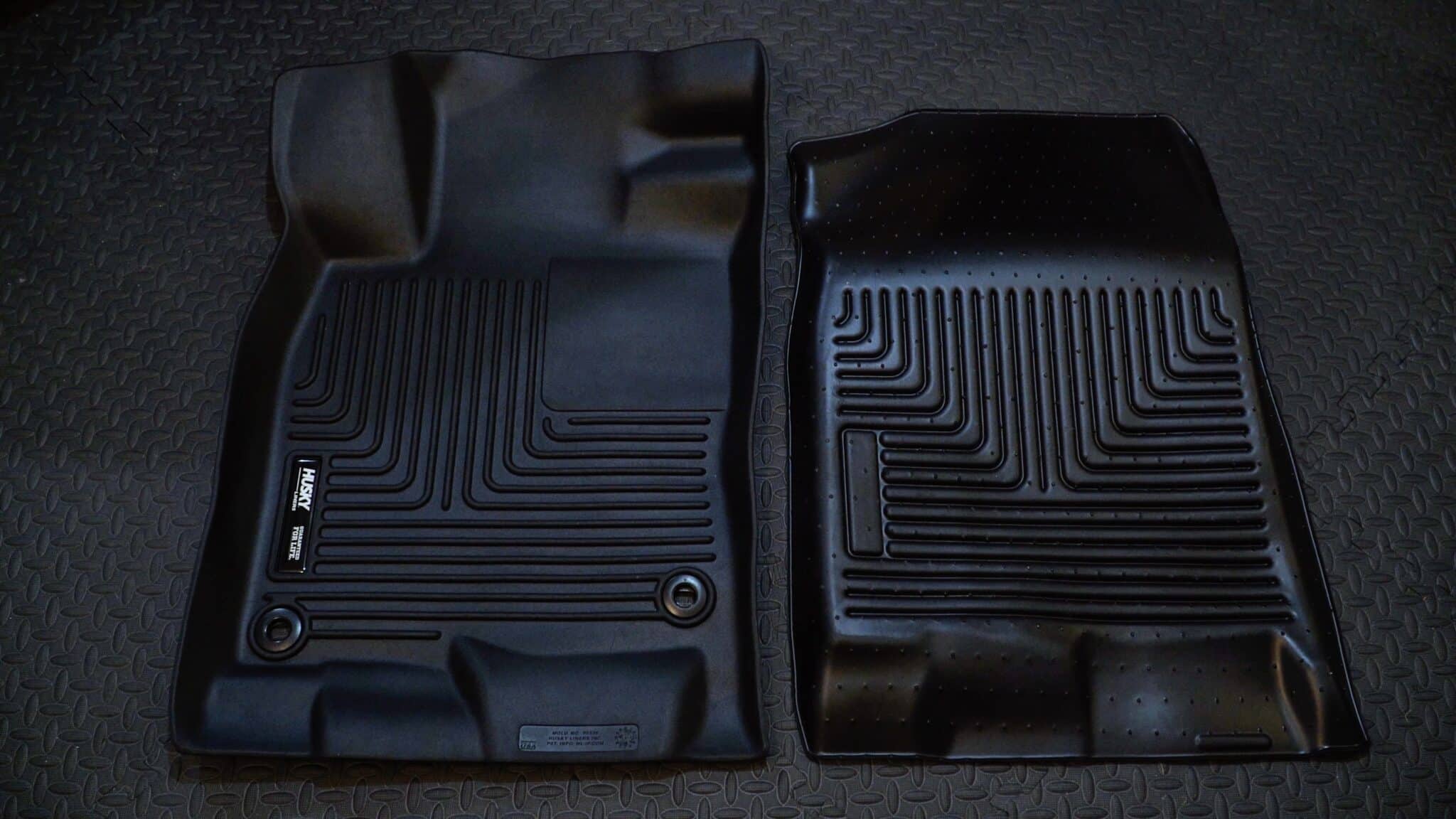 허스키 라이너 X-act 컨투어 플로어 라이너(테스트 및 전체 검토)